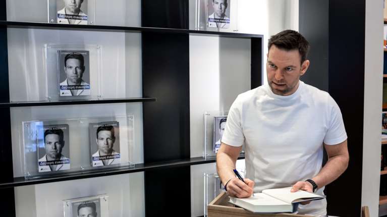 Πού θα πάνε οι ψηφοφόροι του Κασσελάκη μετά τη διάλυση;- Τι λένε οι δημοσκόποι