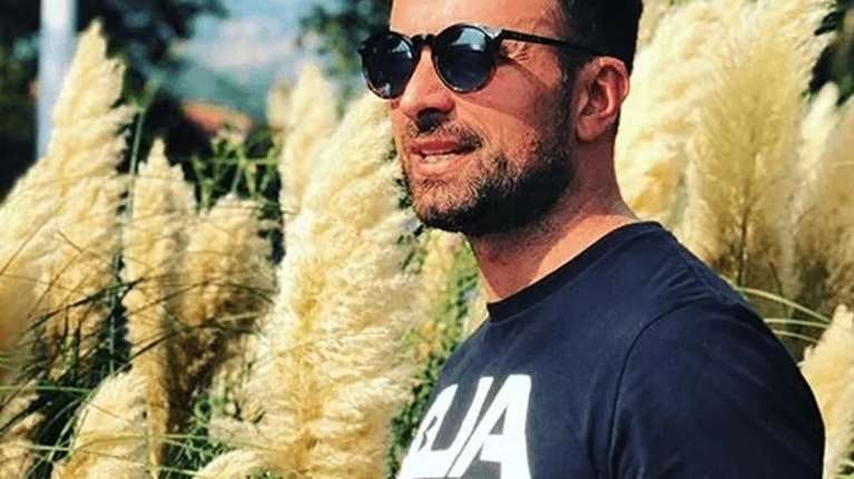 Πανύψηλη και αθλήτρια: Ο Γιώργος Λιανός φωτογραφίζει την κόρη του, Αρυάνα στην προπόνησή της