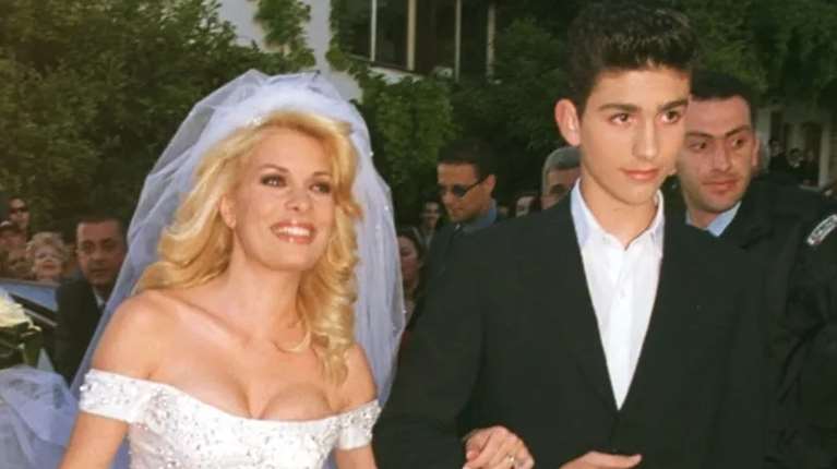 Blast from the past: 8+1 Ελληνίδες celebrities με τα πιο διαχρονικά νυφικά χτενίσματα