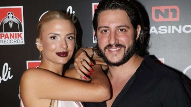 Κατερίνα Λιόλιου - Χάρης Παπατζανής: Ρομαντική απόδραση στο εξωτερικό