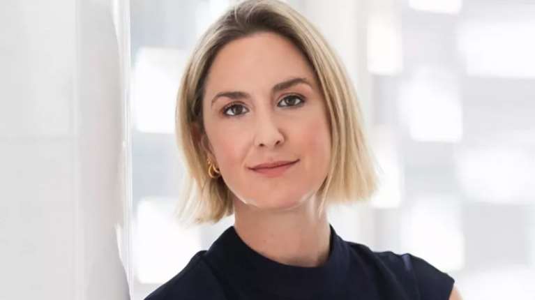 Αυτοί είναι οι δέκα πιο πλούσιοι Έλληνες στον κόσμο με περιουσία 27 δισ. € - Στην κορυφή η Μαρία Αγγελικούση