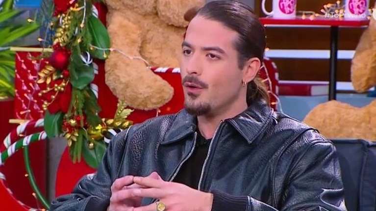 Άρης Μουγκοπέτρος - "Το χέρι το φοράω τρεις μέρες - Θα επιστρέψω στη δουλειά μου" - Όσα είπε για την περιπέτειά του