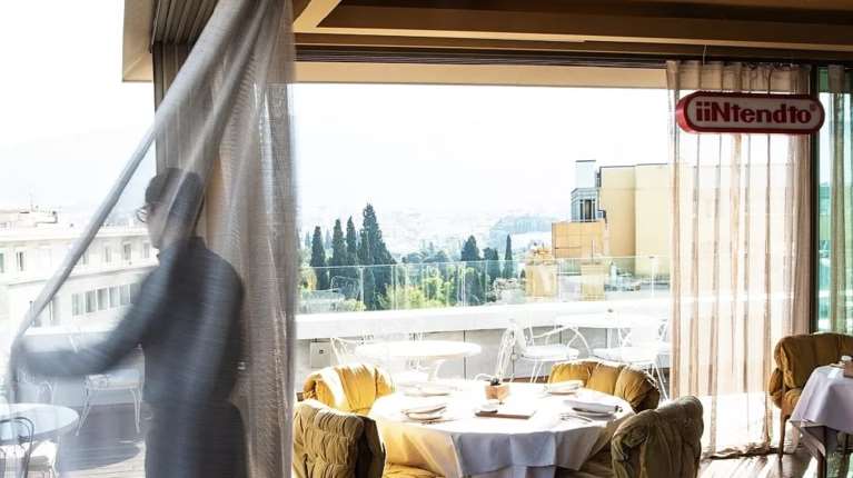 Λένε πως αυτό είναι το πιο designάτο και arty εστιατόριο της Αθήνας