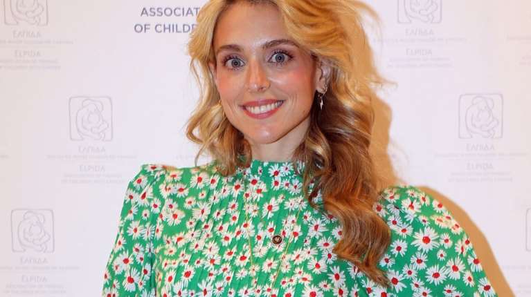 Μαριάννα Λαιμού Γουλανδρή: Η σπάνια εμφάνιση με την οικογένειά της στον γάμο Νικόλαου - Χρυσής Βαρδινογιάννη