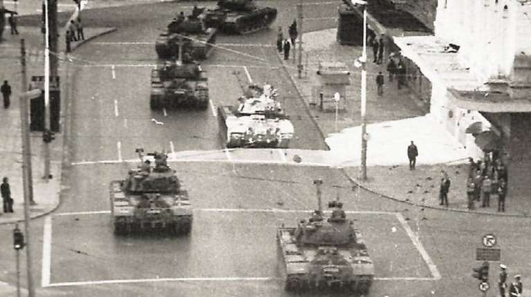 21η Απριλίου 1967: Η μαύρη επέτειος της Χούντας