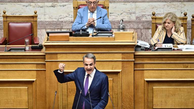 Κακλαμάνης σε Κωνσταντοπούλου: Δίνετε ασίστ στον πρωθυπουργό και βάζει τρίποντα [βίντεο]