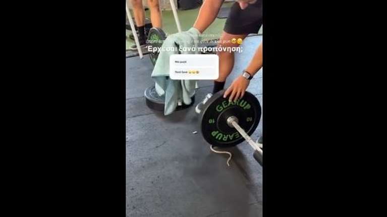 Ιωάννα Τούνη: Έκανε προπόνηση και έπεσε φίδι από την οροφή του γυμναστηρίου - &quot;Εκεί που έκανα κοιλιακούς, έπεσε δίπλα μου&quot;