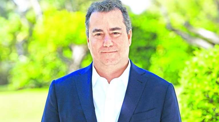 Γιατί η ΤΕΜΕΣ του Αχιλλέα Κωνσταντακόπουλου γίνεται Costa Navarino Α.Ε. - Ο ρόλος του πρώην Hilton (The Illisian)