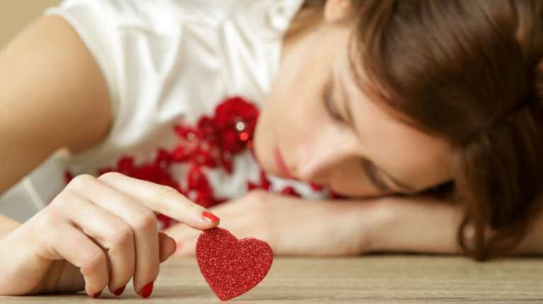 Τετράγωνο Ερμή-Κρόνου: Ποια ζώδια θα βιώσουν απογοητεύσεις