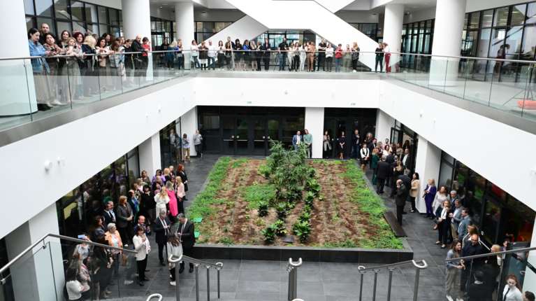 Επιχείρηση "Τα καμάκια": Γνωστός dating coach κατηγορείται για φοροδιαφυγή άνω των 300.000 ευρώ