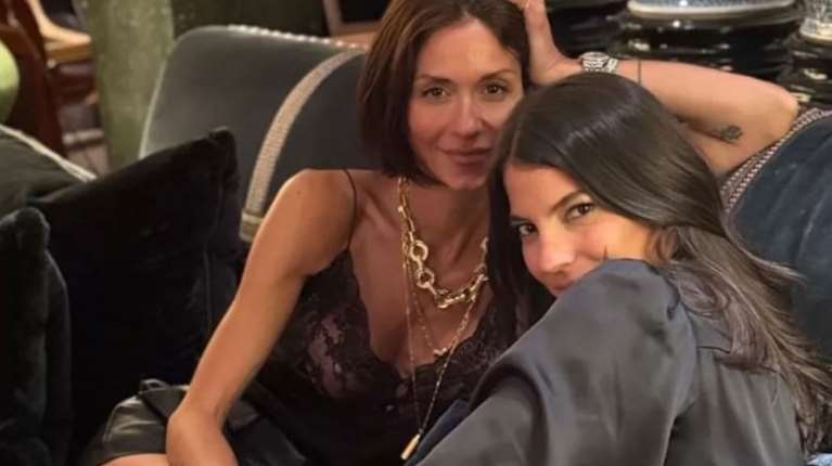 Δήμητρα Κούστα: Για δείπνο σε πριβέ εστιατόριο στη Νέα Υόρκη με την Άννα Βίσση και τη Σοφία Καρβέλα