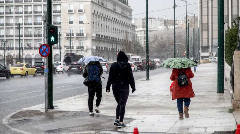 Νέο κύμα κακοκαιρίας το Σαββατοκύριακο με βροχές και καταιγίδες:  Η πρόγνωση από τον Θοδωρή Κολυδά