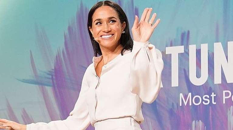 Η τάση που έχουν αγαπήσει οι πιο stylish celebrities βρίσκεται ήδη στην ντουλάπα σου