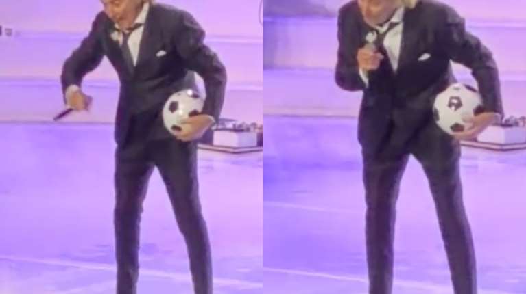 Ροντ Στιούαρτ: Νευρίασε με θεατή και διέκοψε τη συναυλία του στην Αθήνα - "Χαλάς το σόου" [βίντεο]