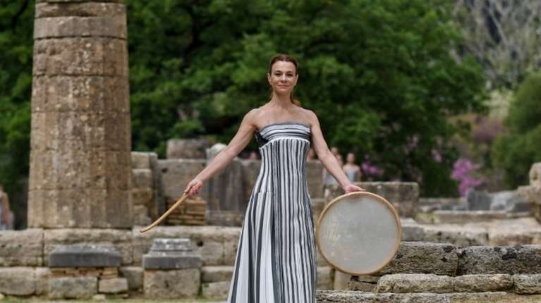 Άρτεμις Ιγνατίου: &quot;Η Ολυμπιακή Φλόγα συμβολίζει πάνω απ&#39; όλα την Ελλάδα&quot;