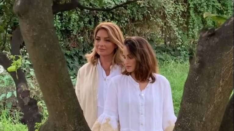 Μαρία Βοσκοπούλου: Διακοπές στο σπίτι της οικογένειάς της στην Κέρκυρα