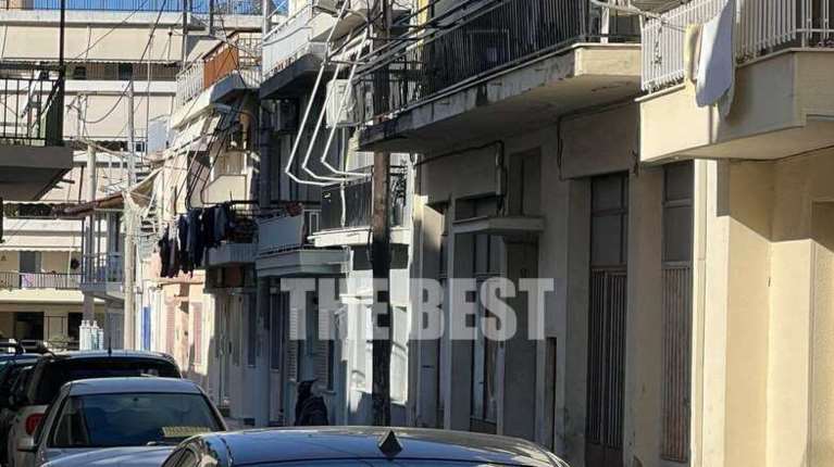 Πάτρα: Aνήλικος έπεσε από μπαλκόνι - Νοσηλεύεται στο Καραμανδάνειο