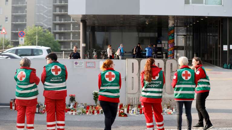 Μακελειό στο Γκρατς: Στο σπίτι του δράστη βρέθηκε αυτοσχέδια βόμβα