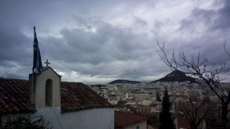 Συννεφιασμένος ο καιρός σήμερα – Σε ποιες περιοχές θα βρέξει