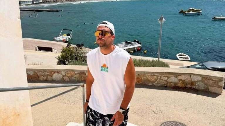 Ο Σάκης Κατσούλης αποκάλυψε το αιφνίδιο πρόβλημα υγείας του - &quot;Τα αίτια άγνωστα&quot;