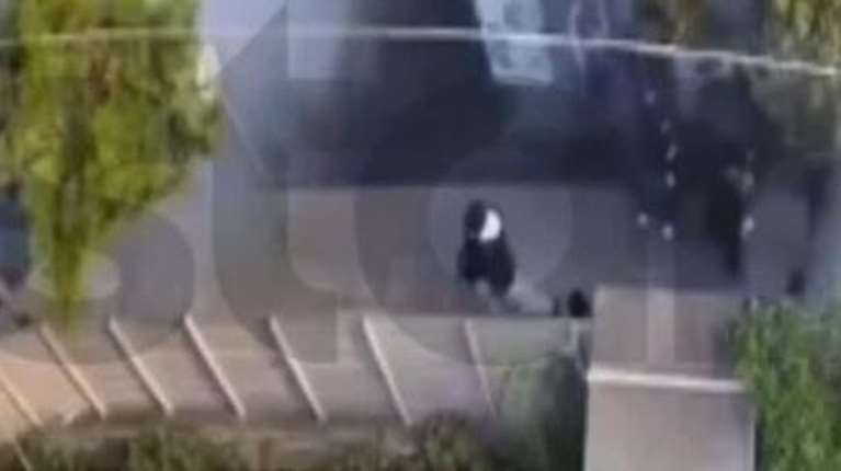 Βίντεο ντοκουμέντο: Η στιγμή που αστικό λεωφορείο γεμάτο επιβάτες άρχισε να βγάζει καπνούς