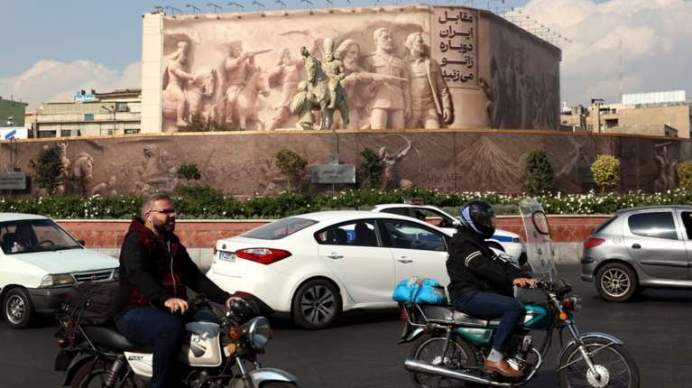 Ιράν: Ο πρόεδρος Πεζεσκιάν επαναφέρει την πρότασή του για  μετεγκατάσταση της Τεχεράνης λόγω λειψυδρίας