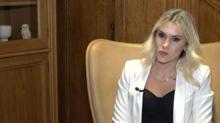 Δώρα Τσαμπάζη: &quot;Η ζωή πρέπει να κερδίζει τον θάνατο&quot; - Τρία χρόνια από την απώλεια του Αλέξανδρου Νικολαΐδη