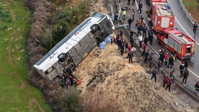 Τουρκία: Εννέα νεκροί και 26 τραυματίες σε δυστύχημα με λεωφορείο στην Αττάλεια [εικόνες - βίντεο]