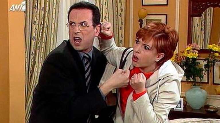 Πέθανε ο Κώστας Λυχναράς - Σκηνοθέτης των "Κωνσταντίνου και Ελένης" και "Το καφέ της Χαράς"