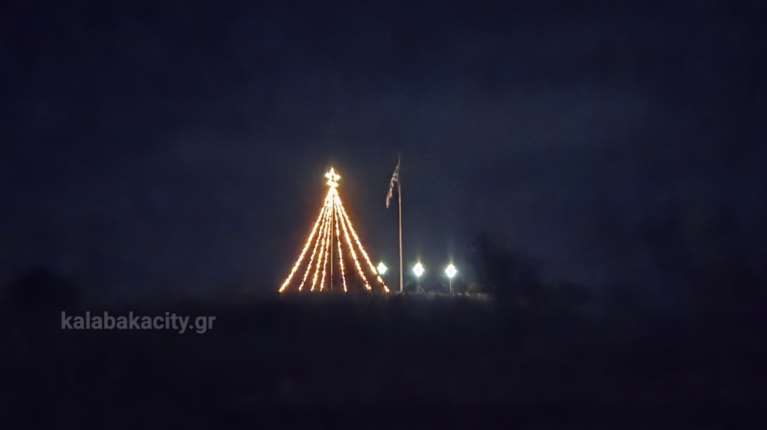 Καλαμπάκα: Η Χρύσα, η Θώμη και η Αναστασία φωτίζουν το Καστράκι - Η συγκλονιστική ανάρτηση του Νίκου Πλακιά