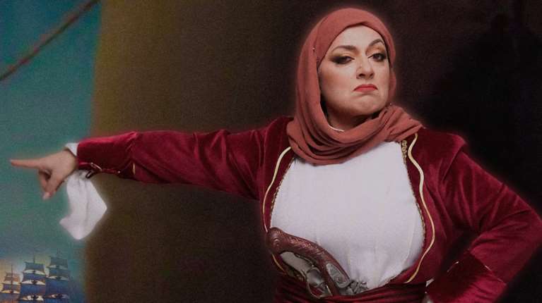 &quot;Χούγια ή Θάνατος&quot;: Η ξεκαρδιστική stand-up comedy παράσταση της Σοφίας Μουτίδου