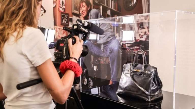 Η τσάντα Birkin της Τζέιν Μπίρκιν πουλήθηκε  2,5 εκατ. ευρώ, σε εξαπλάσια τιμή από την αρχική εκτίμηση