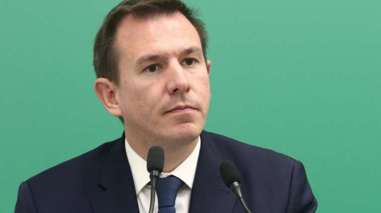 Δουδωνής: Με τα 60 ευρώ των capital controls του Τσίπρα, θα μπορούσες να πάρεις δύο βιβλία