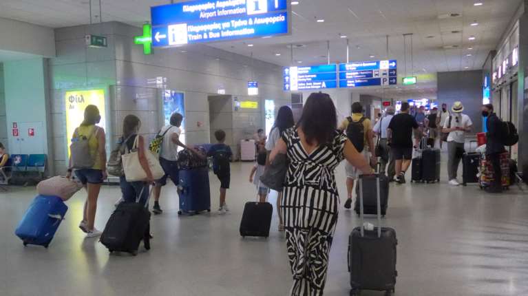 Κανονικά οι πτήσεις την Τετάρτη- Παράνομη η απεργία των ελεγκτών εναέριας κυκλοφορίας