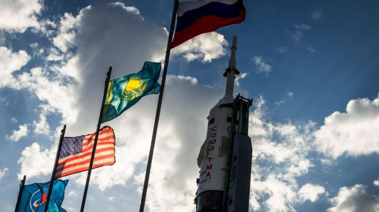 FT: Προειδοποίηση για "διαστημικό πόλεμο" - Η Μόσχα απέσπασε πληροφορίες από 12 ευρωπαϊκούς δορυφόρους