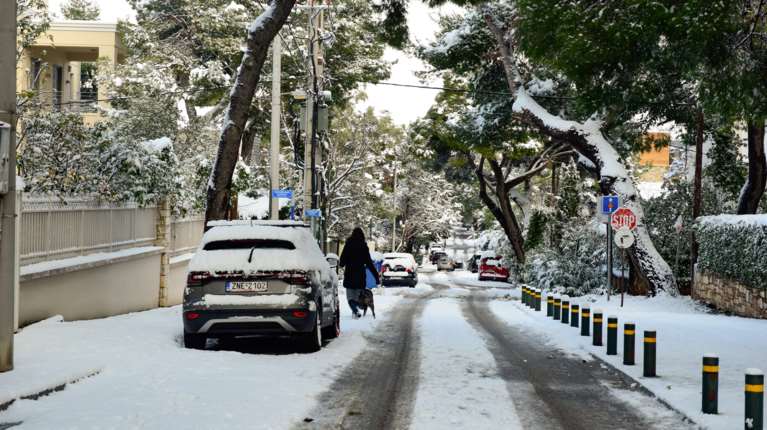 Καιρός: Με κρύο, βροχοπτώσεις και χιόνια τα φετινά Χριστούγεννα - Η πρόγνωση Μαρουσάκη [βίντεο]