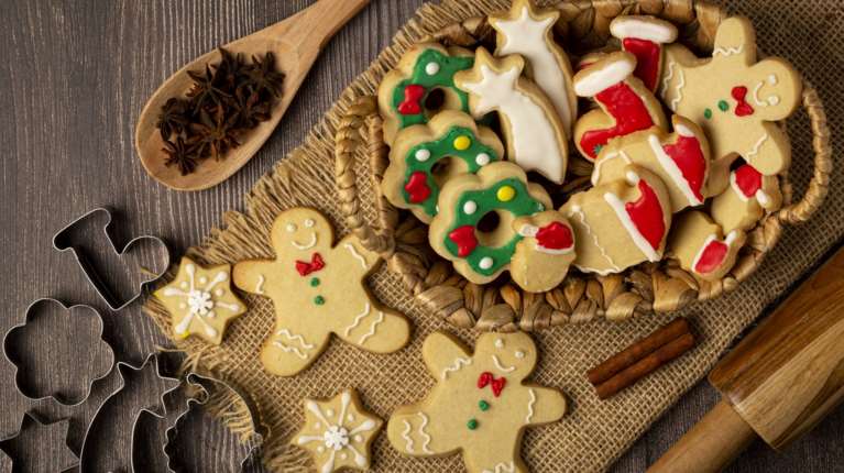 Υγιεινά χριστουγεννιάτικα μπισκότα με ελάχιστα υλικά - Θα ξετρελαθείτε