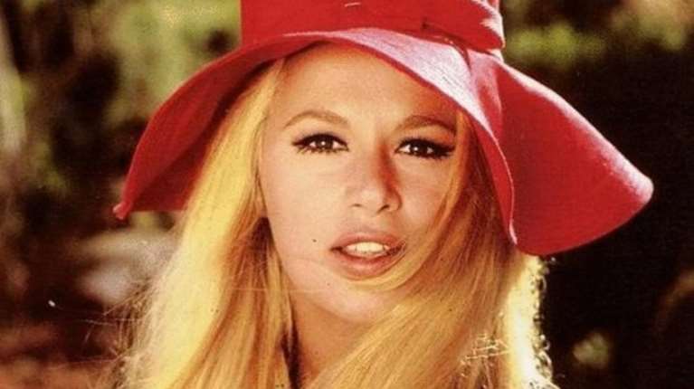 Αλίκη Βουγιουκλάκη: Πόσο πουλήθηκε η τελευταία φωτογραφία της