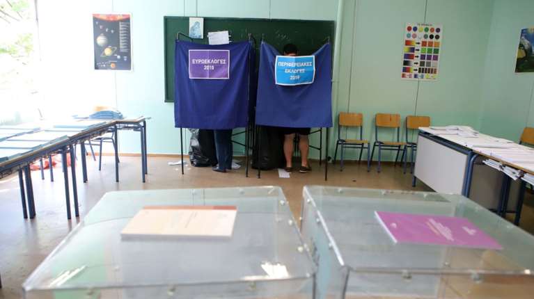 Δημοσκόπηση GPO: Πρόωρες εκλογές ζητά το 52,2% - Στο 26% οι θετικές γνώμες για τον Τσίπρα