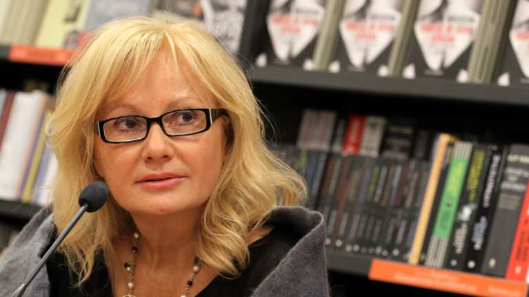 Αγγελική Νικολούλη: "Στείλε ένα σημάδι από εκεί ψηλά" - Η συγκινητική ανάρτηση για τη μητέρα της