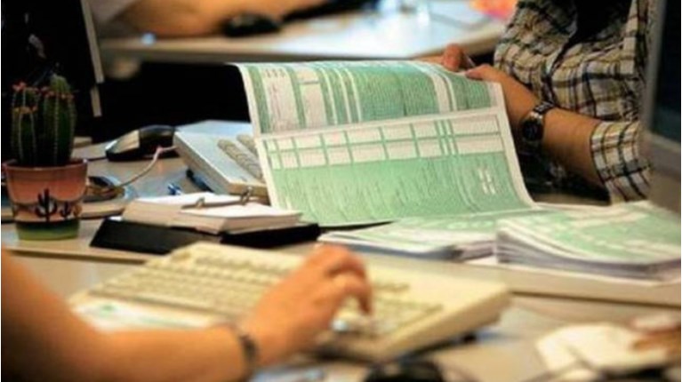 Φορο-σοκ για άνεργους και υποαπασχολούμενους στο Taxis