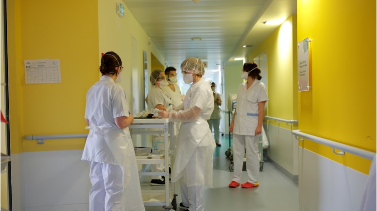 ΚΟΡΟΝΟΪΟΣ - ΝΟΣΟΚΟΜΕΙΟ