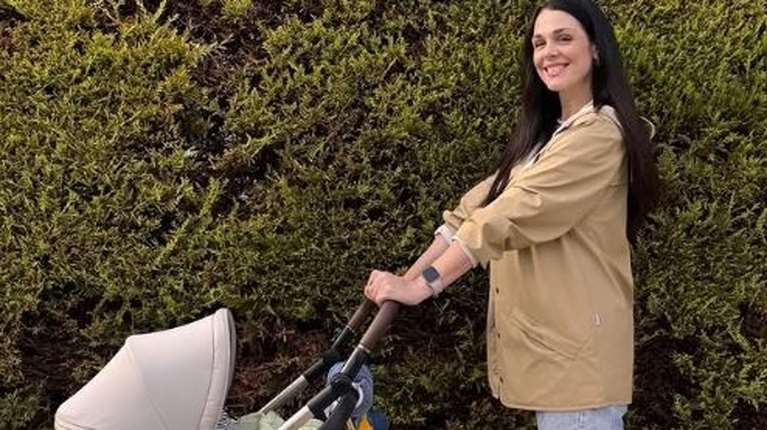 Ιωάννα Τριανταφυλλίδου: Βόλτα με τον 1,5 μήνα γιο της - Η τρυφερή φωτογραφία