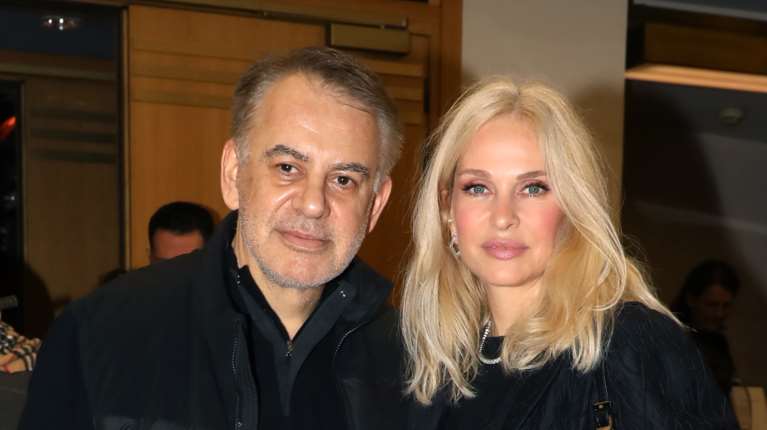 Μαρί Κωνσταντάτου: Η πρώτη εμφάνιση μετά τον χωρισμό από τον Γιάννη Κεντ - Με νέα μαλλιά