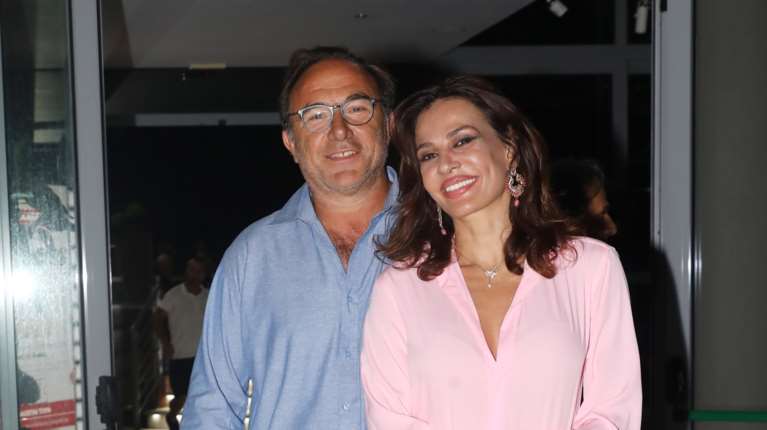 Δήμητρα Ματσούκα: Οικογενειακές διακοπές στα Νέα Στύρα Ευβοίας - Ανέμελη και εντυπωσιακή η ηθοποιός