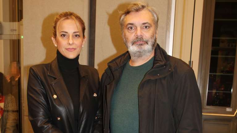 Άλκης Κούρκουλος - Δήμητρα Σταθοπούλου: Η σπάνια εμφάνιση του ζευγαριού μετά την επισημοποίηση της σχέσης του