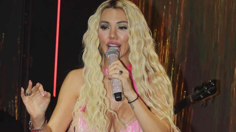 Σάσα Μπάστα για το τροχαίο του αδερφού της: "Έχασα μέσα σε έναν μήνα 13 κιλά, δεν μπορούσα να κοιμηθώ"