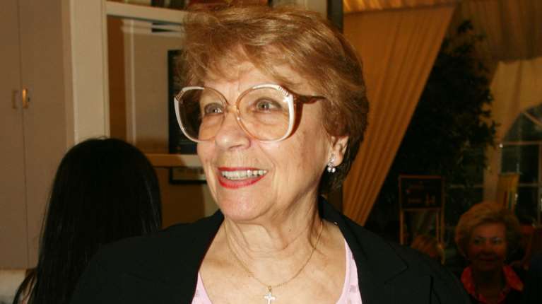 Μενδώνη για Μέλπω Ζαρόκωστα: Ερμηνεύτρια μεγάλης γκάμας, ευρύτατου διαμετρήματος και διακριτού αποτυπώματος