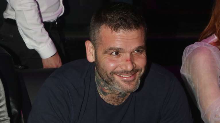 Δημοσίευμα "πέθανε" τον pastry chef Διονύση Αλέρτα: "Δεν θα πεθάνω ποτέ κουφάλα νεκροθάφτη"