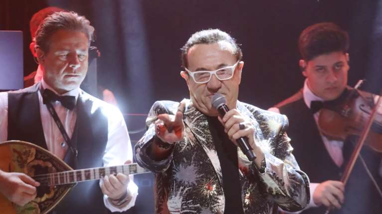 Στο νοσοκομείο ο Λευτέρης Πανταζής: "Νομίζουμε ότι είμαστε Σούπερμαν, αλλά δεν είναι έτσι"